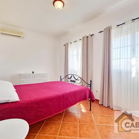 Casa Dos Amores Perfeitos T2 By Yha