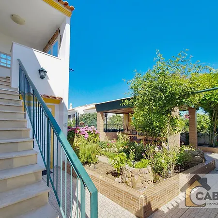 Casa Dos Amores Perfeitos T2 By Yha