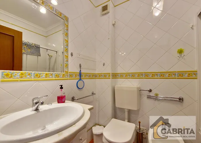Casa Dos Amores Perfeitos T2 By Yha